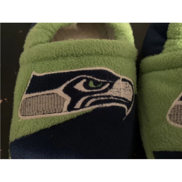 Seahawks Slippers, Child Size 13, Green Blue, Slip On, EUC - Picture 4 of 5